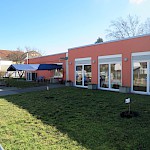 Treffpunkt war dieses Mal die KiTa Dreißigruten in Klein-Gerau, die in den kommenden Jahren ausgebaut werden soll, um den notwendigen Mehrbedarf an Betreuungsplätzen zu schaffen.