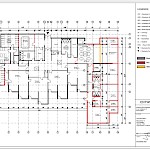 ...die in der neuen Planung nicht mehr existiert - warum? Der größere Anbau mit Gruppen- und Funktionsräumen am östlichen Rand reicht fast bis zum Zaun, dann ist der zur Verfügung stehende Platz komplett ausgenutzt.
